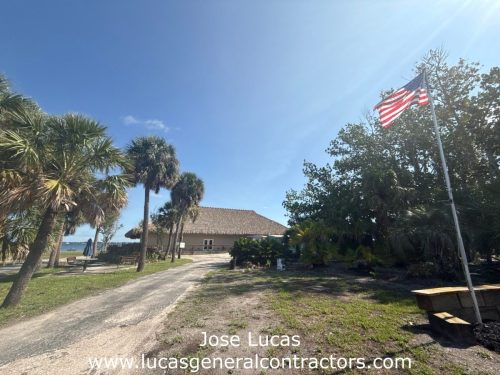 50ftx100fttikihutconstruction (2)